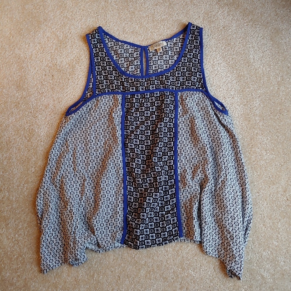 Lavish gently worn flowy tank top